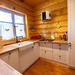 Pod Kogutem I Sowa - Bio Wioska Z Domkami Premium W Goralskim Stylu Vip *