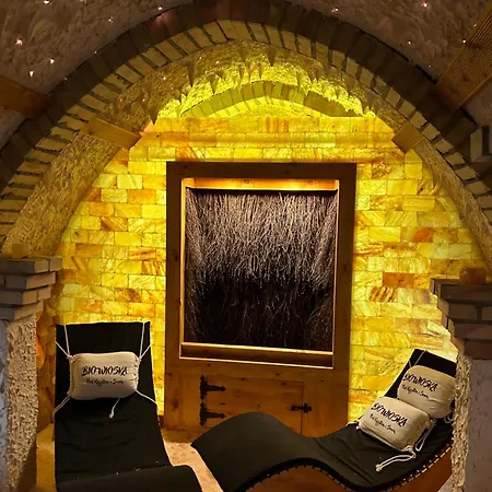 Pod Kogutem I Sowa - Bio Wioska Z Domkami Premium W Goralskim Stylu Dla Doroslych Landhuis Postołowo