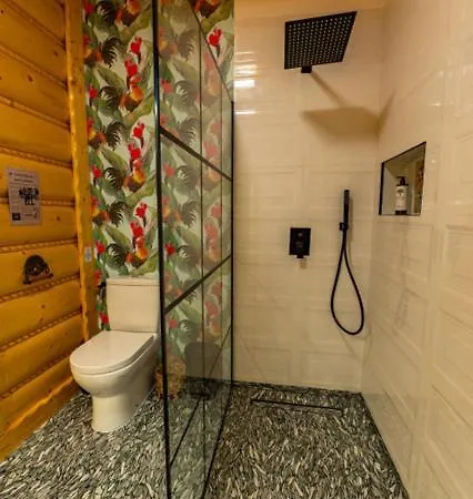 Pod Kogutem I Sowa - Bio Wioska Z Domkami Premium W Goralskim Stylu Vip * Postołowo